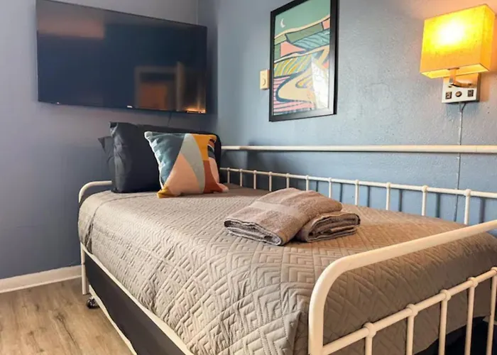 4 7 Bedrooms With 23 Beds And Parking Wifi Holiday home