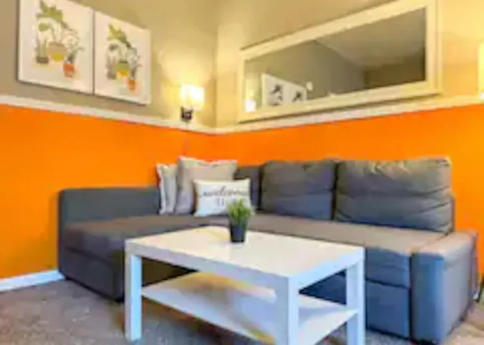 4 7 Bedrooms With 23 Beds And Parking Wifi Holiday home *